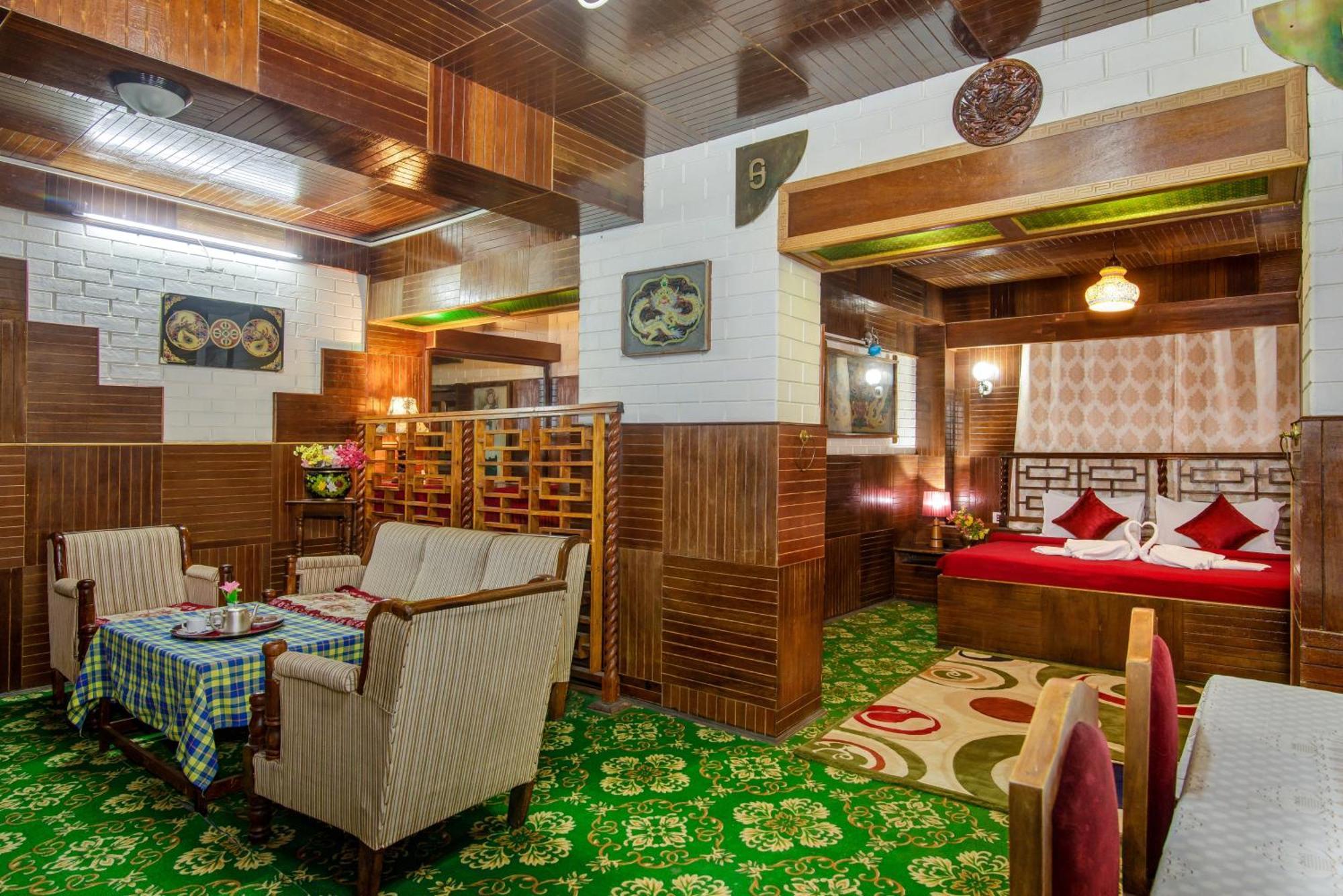 Montis Soyang Premium Heritage Hotel Gangtok Extérieur photo